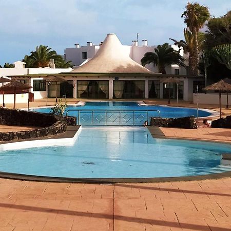 Villa Sun And Sea 4 Front De Mer Playa Rocca Costa Teguise Bagian luar foto