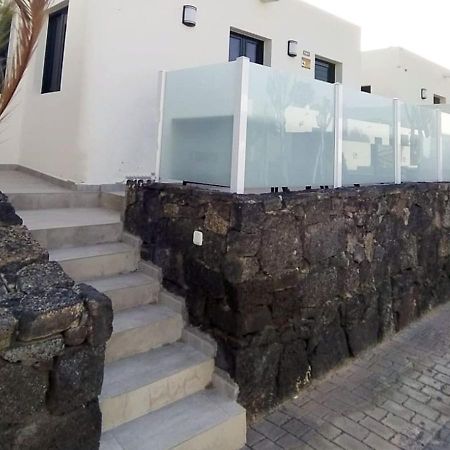 Villa Sun And Sea 4 Front De Mer Playa Rocca Costa Teguise Bagian luar foto