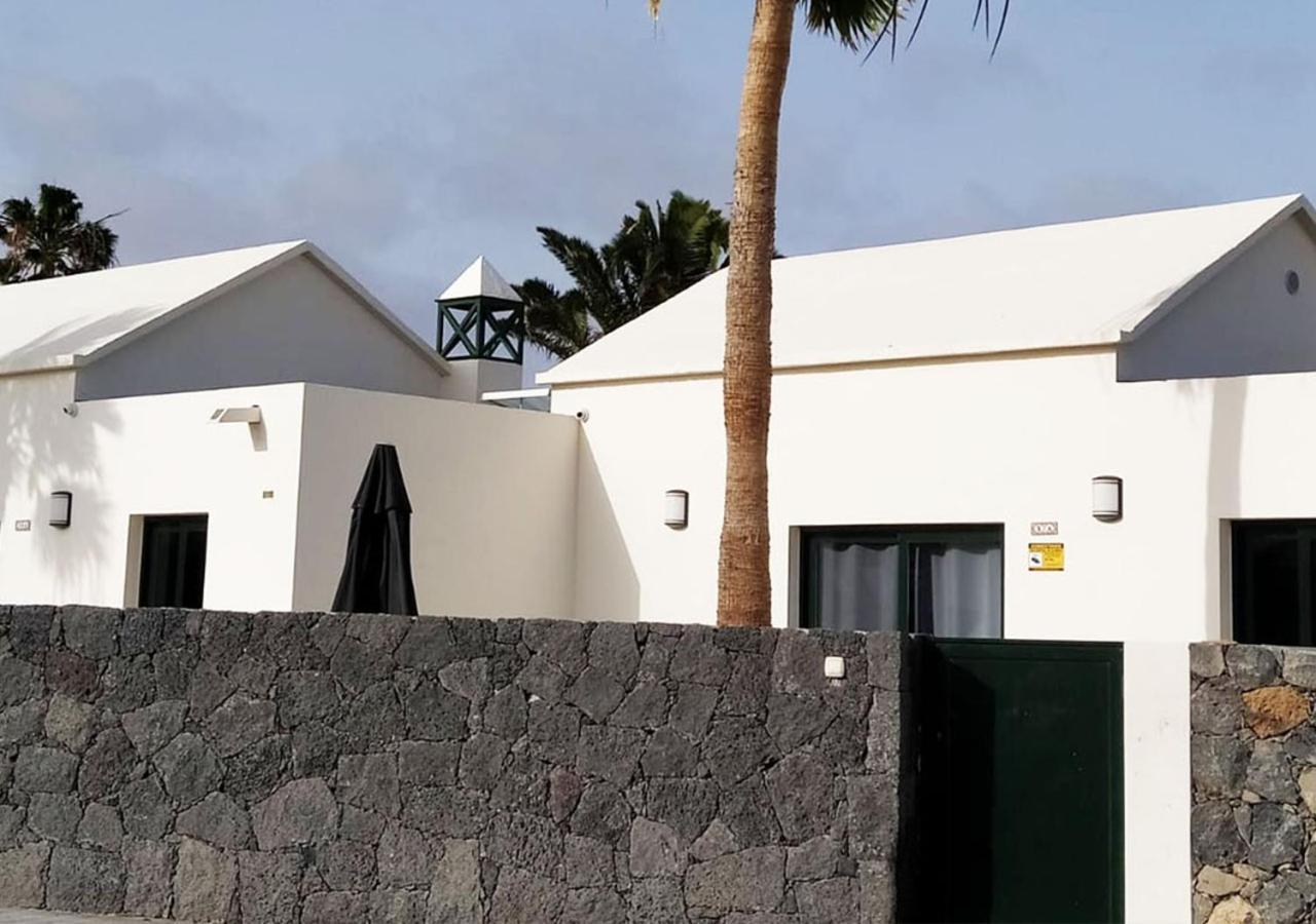 Villa Sun And Sea 4 Front De Mer Playa Rocca Costa Teguise Bagian luar foto