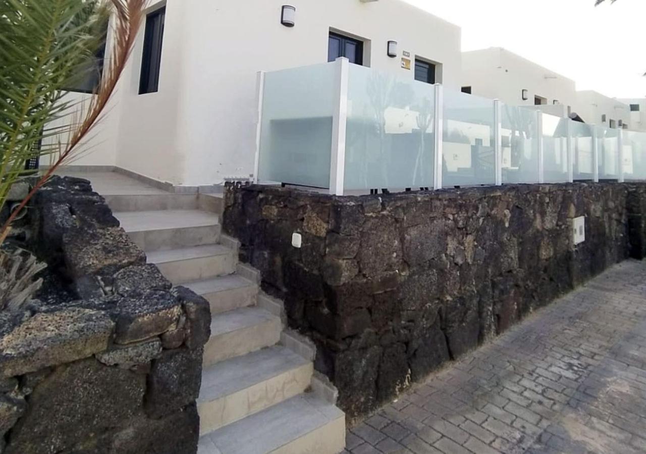 Villa Sun And Sea 4 Front De Mer Playa Rocca Costa Teguise Bagian luar foto